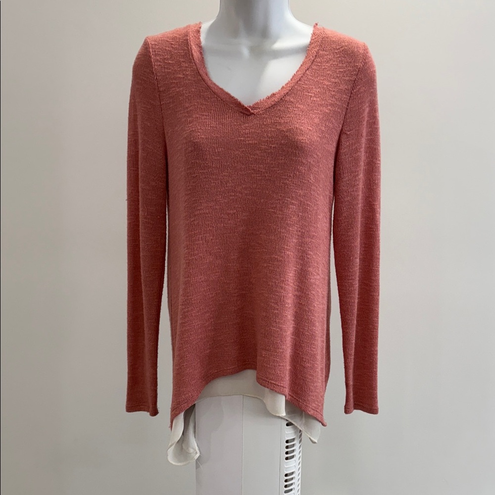 Green Envelope Pink V-Neck Sweater